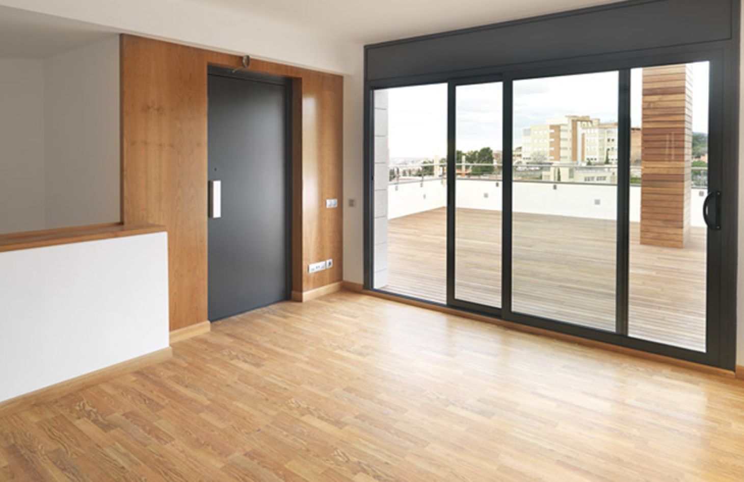 Instaladores parquet sintético en Barcelona y Provincias