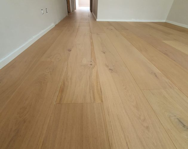 PARQUET ENCOLADO