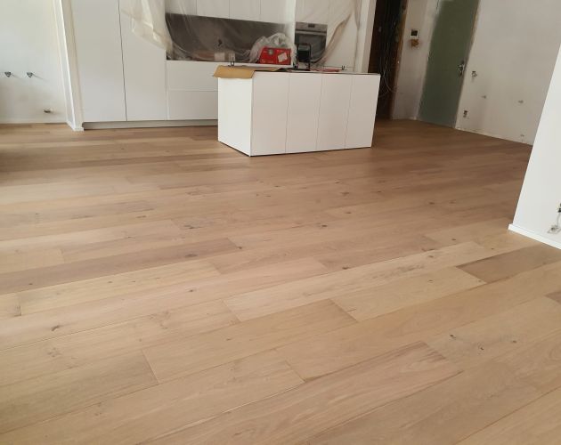 PARQUET ENCOLADO