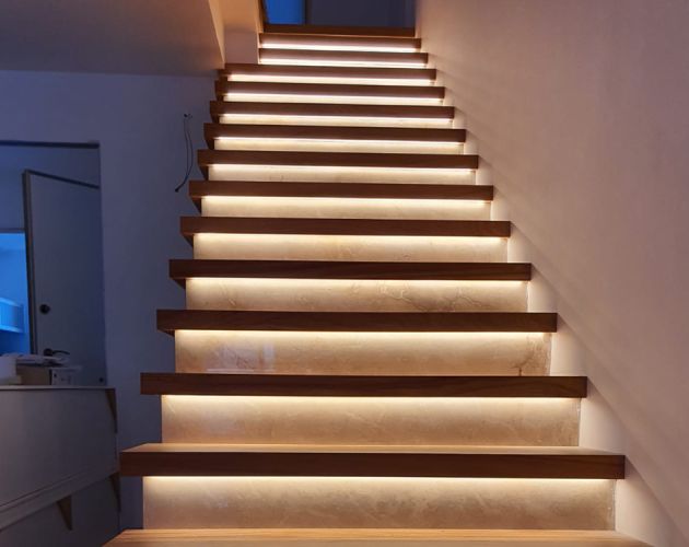 Escaleras de madera