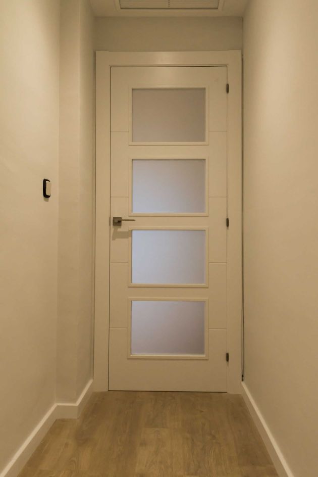 SUMINISTRO Y COLOCACIÓN PUERTAS MADERA