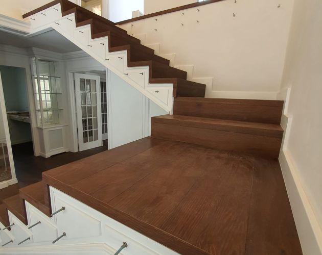 Escaleras de madera