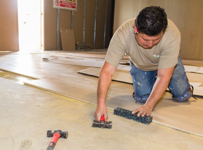 SERVICIO PARQUET ENCOLADO